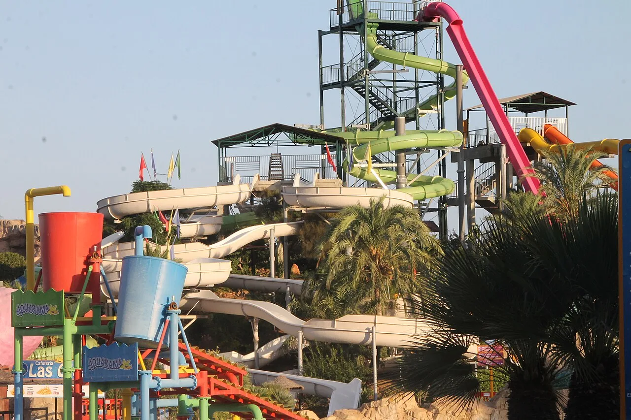 Aquarama Benicàssim — Parque acuático — foto 2