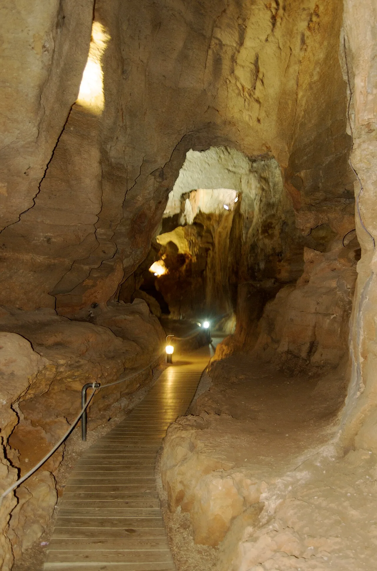 Cueva de las Calaveras