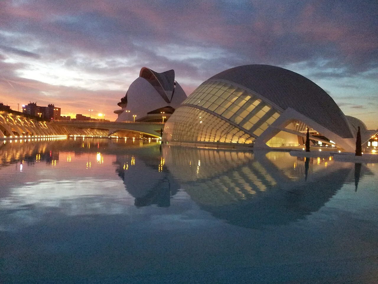 L'Hemisfèric (Ciutat de les Arts) — Planetario y cine IMAX
