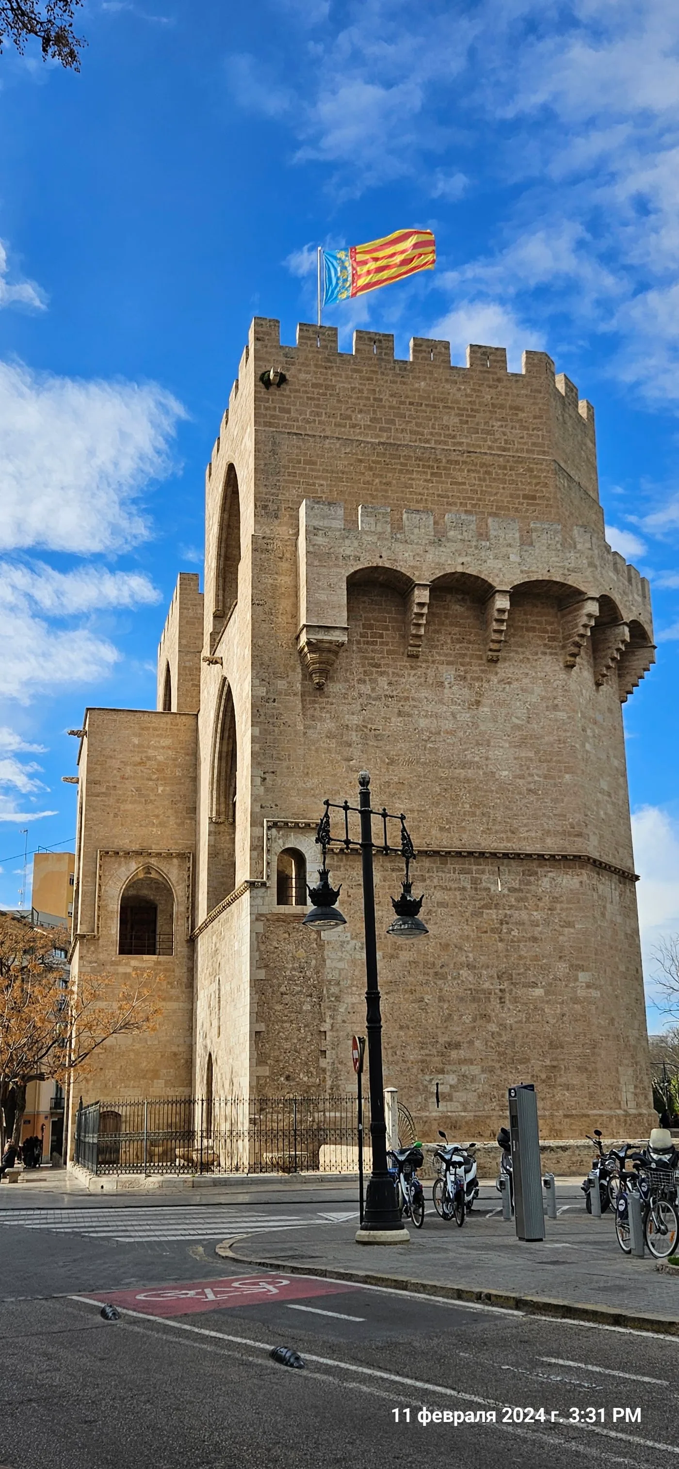 Torres de Serranos — Puerta medieval — foto 7