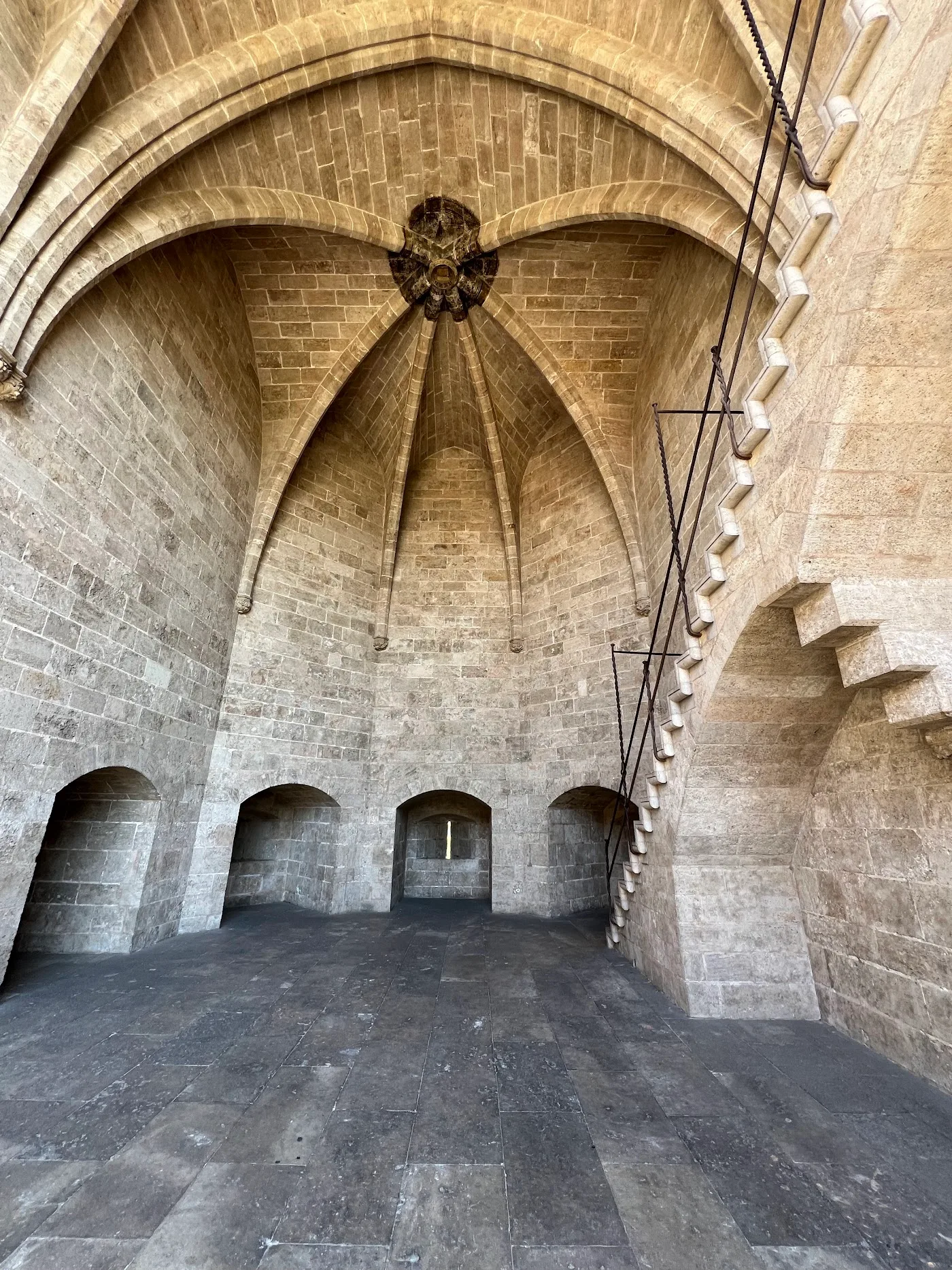 Torres de Serranos — Puerta medieval — foto 8